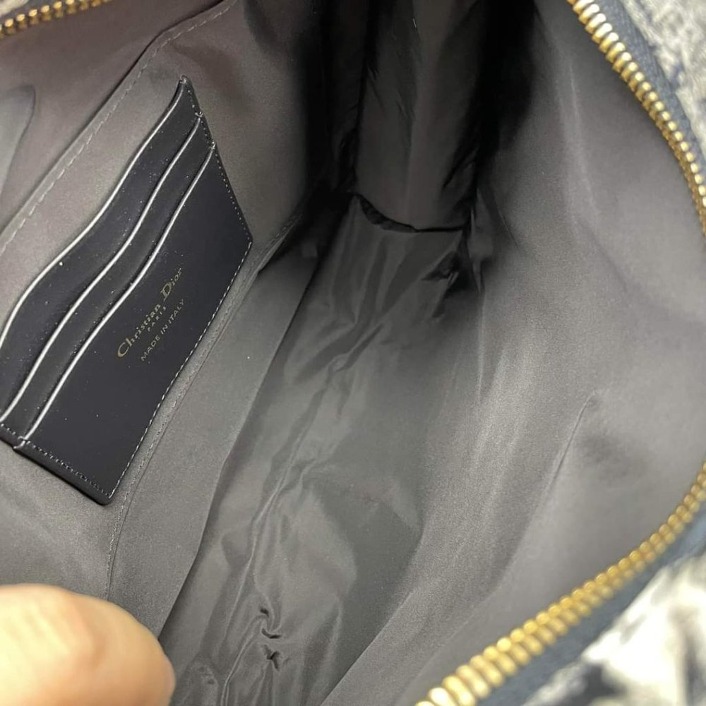 100% Authentic Christian Dior Pouch Bag - Picture 14 of 15